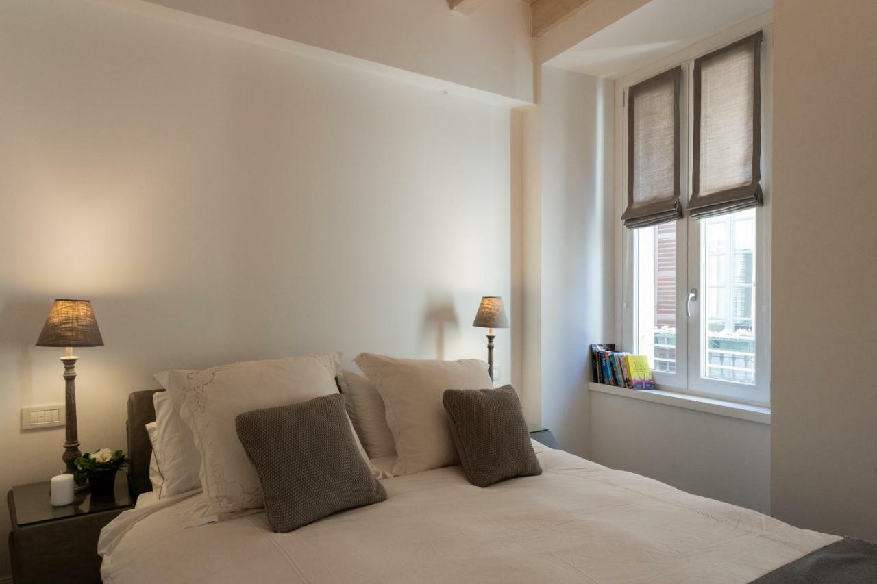 White Suite With Private Terrace By Rent All Côme Extérieur photo