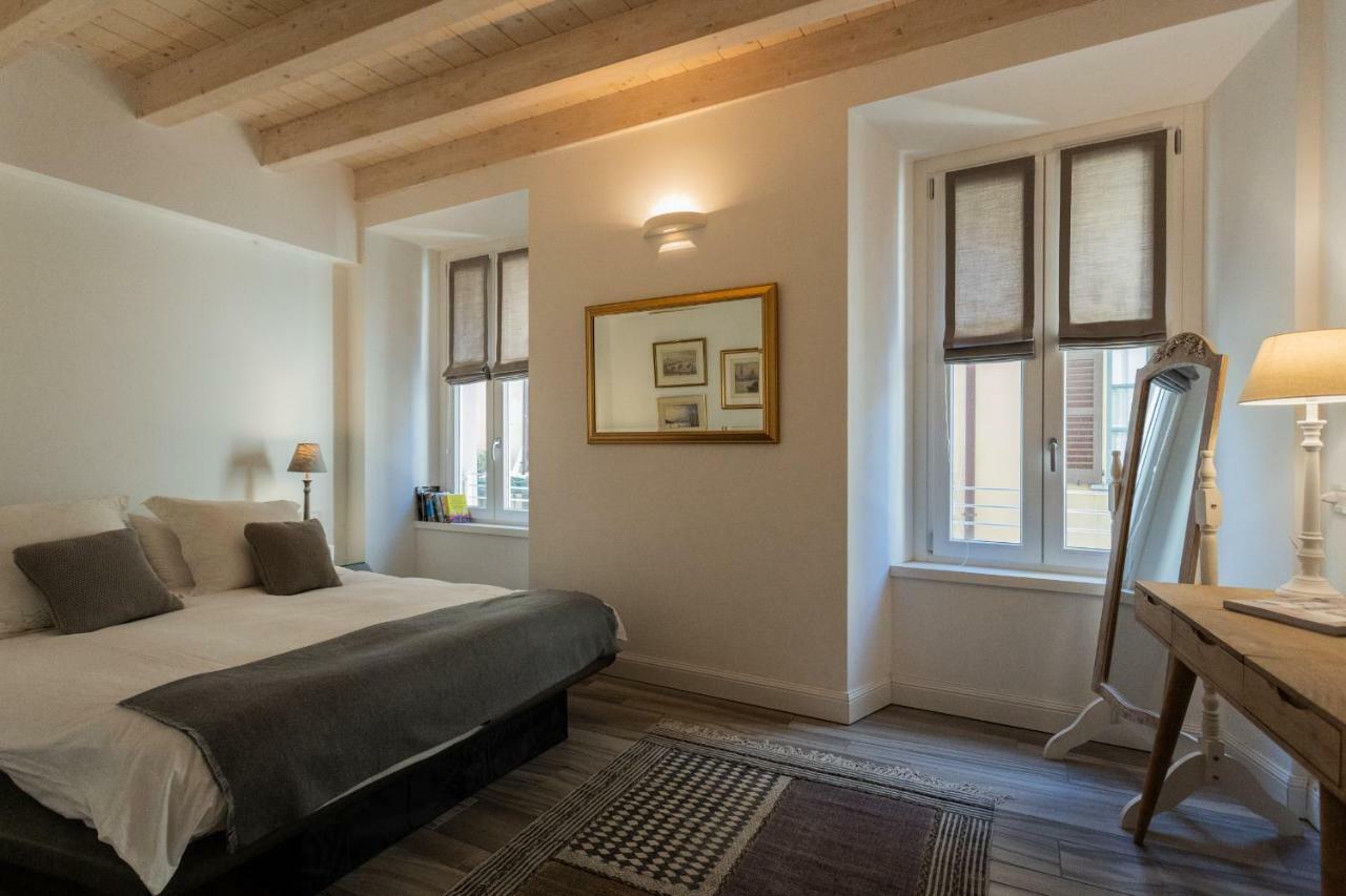 White Suite With Private Terrace By Rent All Côme Extérieur photo